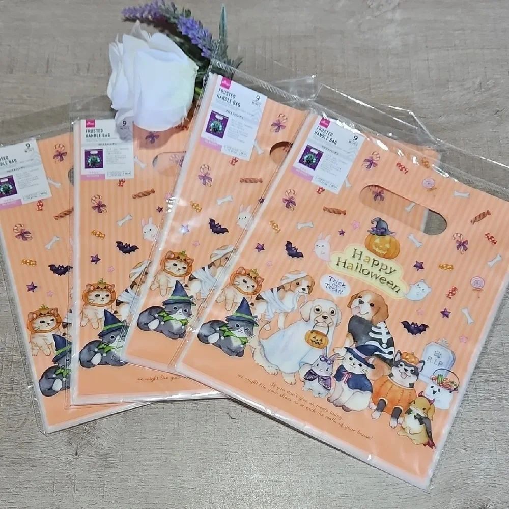 Halloween Dogs & Cats Party Favor Bags Bundle - 4 Pks Of 9 Frosted Handle Bags